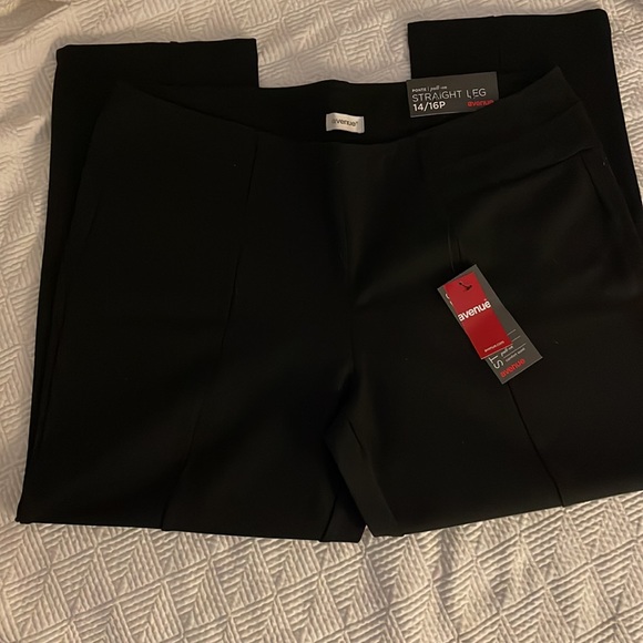 Brand new pants from Avenue pull on straight leg - Picture 2 of 5